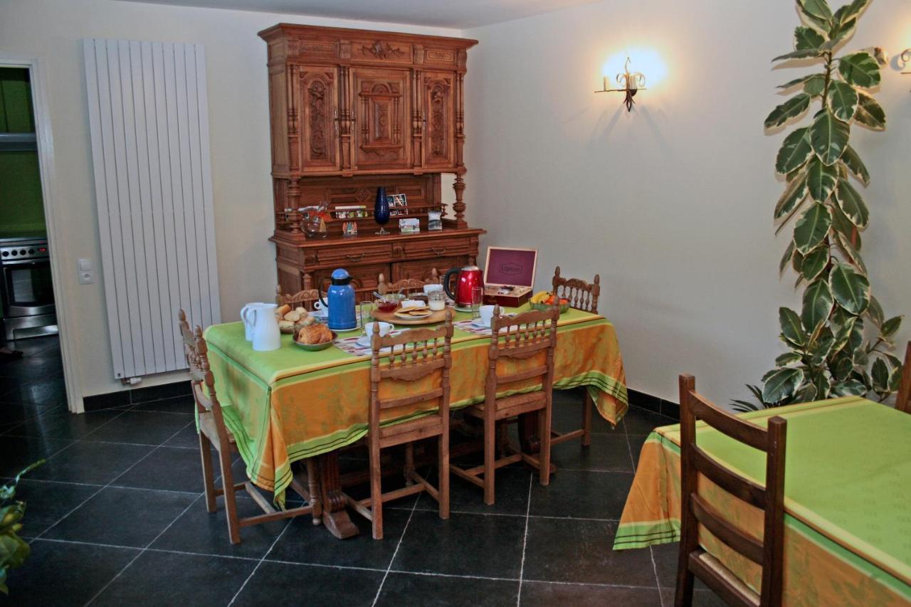 Bed and Breakfast Ferme Brocart Bouvines Екстер'єр фото