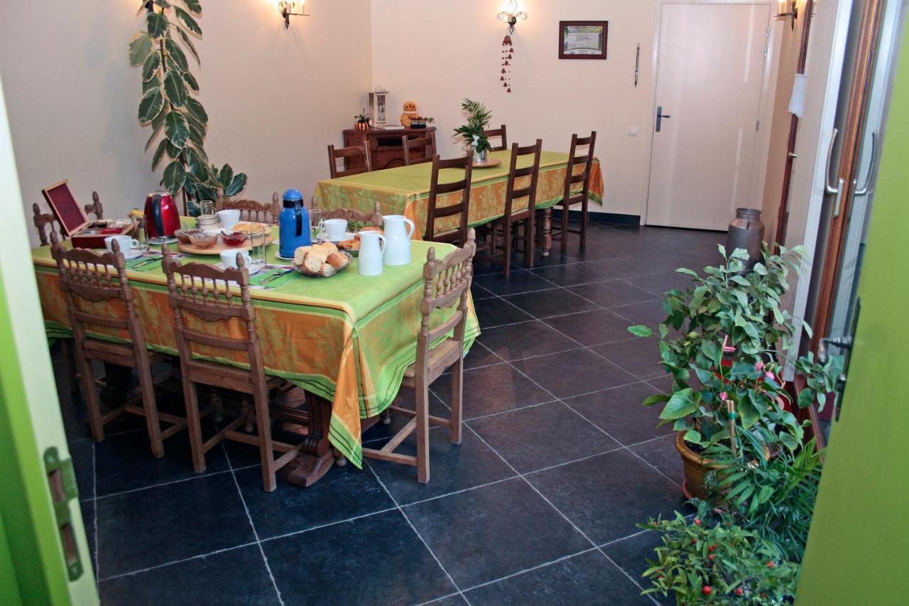 Bed and Breakfast Ferme Brocart Bouvines Екстер'єр фото
