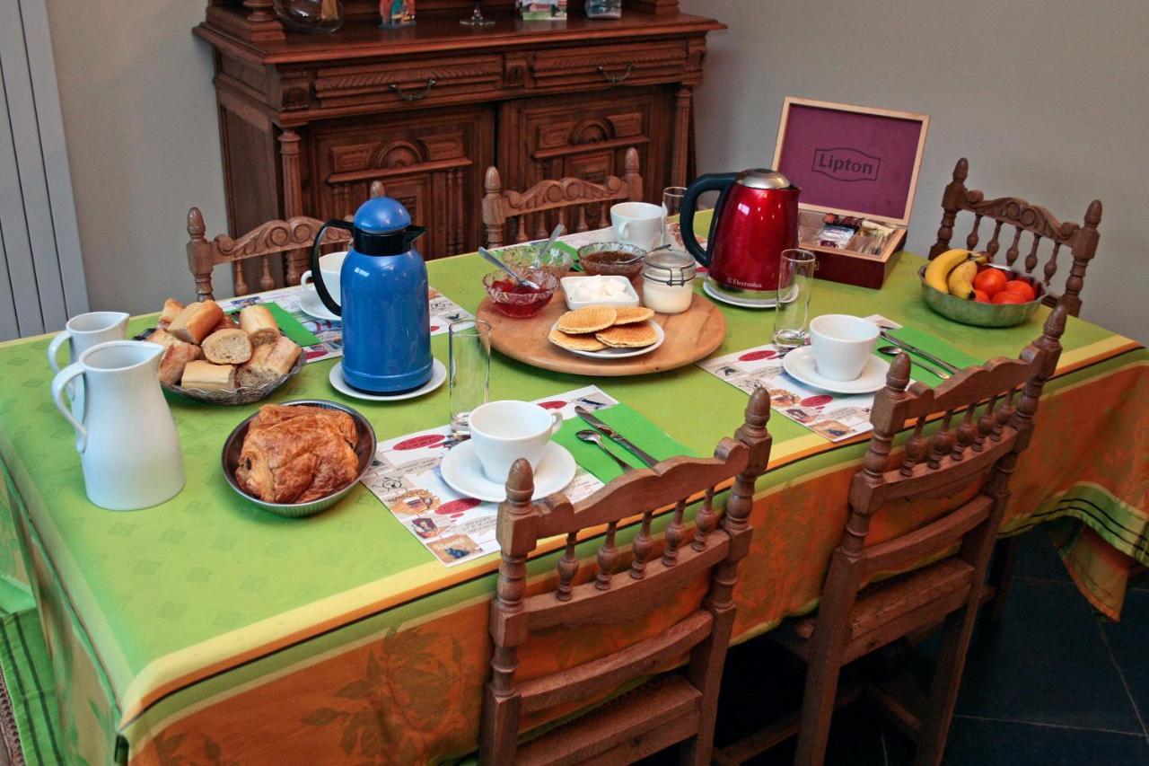 Bed and Breakfast Ferme Brocart Bouvines Екстер'єр фото