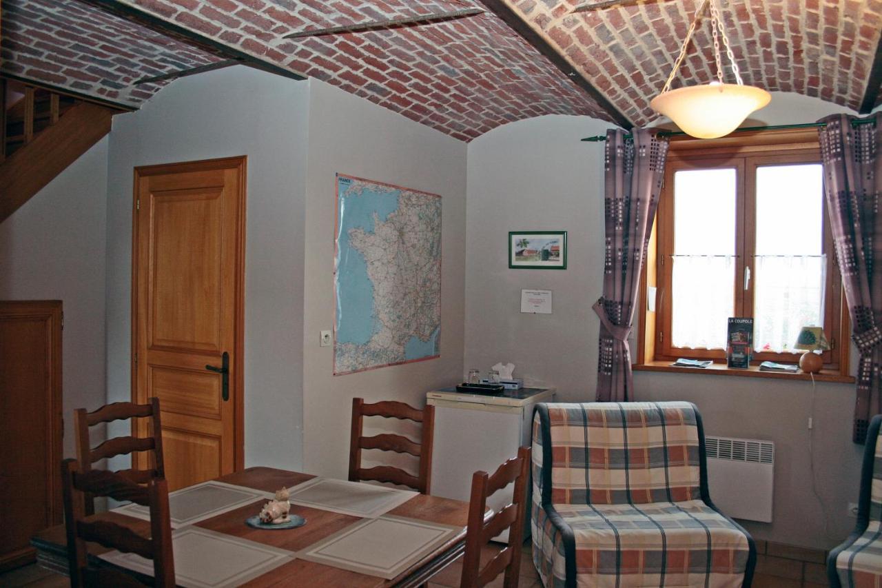 Bed and Breakfast Ferme Brocart Bouvines Екстер'єр фото